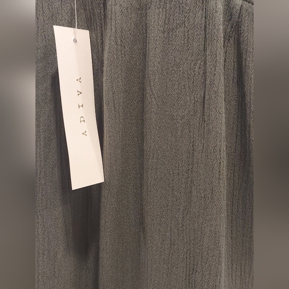 Adiva Deep Green Lace Accent Blouse - Picture 6 of 6